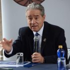 El ministro de Salud, Juan Carlos Zevallos, hizo el anuncio en una rueda de prensa desde Carondelet.