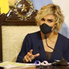 La alcaldesa Cynthia Viteri en la rueda de prensa en la que anunció el proceso de vacunación.