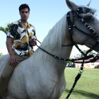 Danilo promociona su libro Cuando nadie me ve. Disponible en Amazon.