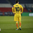 A Lionel Messi el fútbol parece haberle dado la espalda en las últimas competencias grandes en las que estuvo.