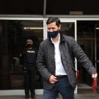 Diligencia. Pablo Encalada, abogado del exministro Juan Carlos Zevallos estuvo este martes 23 de marzo en la Fiscalía.