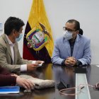 Jorge Yunda se reunió con el ministro de Salud, Mauro Falconí.