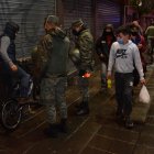 Control. Los policías y militares podrán realizar operativos hasta antes de la medianoche de este viernes.