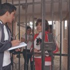 Usurpación. La información de las encuestas proviene, obviamente, de los ciudadanos. Sin embargo, antes de las elecciones, las tienen prohibidas.