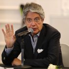 El presidente electo de Ecuador, Guillermo Lasso, ofrece una rueda de prensa hoy, en el hotel Dann Carlton de Quito.