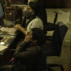 Reacción. Bertha Sánchez, legisladora de Pachakutik, rompió a llorar después de ser presionada para votar.