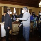 Presidente Guillermo Lasso se reunió con representantes del transporte en la presidencia.