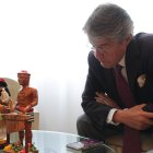 El presidente Lasso durante la conversación telefónica con el presidente ruso.