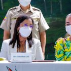 La presidenta de la Asamblea, Guadalupe LLori, participó de la sesión solemne en por  los 37 años de cantonización de Shushufindi.