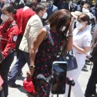 Situación. La ministra Mae Montaño acudió a un evento organizado por el Gobierno aunque se la vio distante.