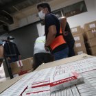 Entrega de medicamentos a los distintos hospitales públicos de Guayaquil por parte del Vice Ministro de Salud, el martes 14 de septiembre.