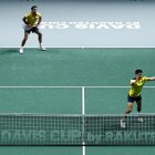 Los ecuatorianos Diego Hidalgo y Gonzalo Escobar durante su partido de dobles ante los rusos Aslan Karatsev y Andrey Rublev de la fase final de la Copa Davis de tenis disputada el pasado sábado en el Madrid Arena.