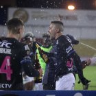 Los jugadores de Independiente del Valle festejan su clasificación a la final tras ganar la segunda etapa