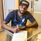 El volante brasileño llega por una temporada al cuadro barcelonista.