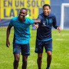 Desequilibrio. Janner Corozo (i) y Gonzalo Plata, dos elementos llamados a desbordar en el combinado tricolor.