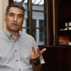 El viceministro es perito en planificación, diseño, evaluación y seguimiento de proyectos de protección ciudadana. Fue instructor de la Escuela Superior de la Policía.