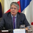 El presidente de Ecuador, Guillermo Lasso, brinda un discurso durante su visita a la sede de la Asociación Latinoamericana de Integración (ALADI).