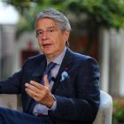 Fotografía del presidente de Ecuador, Guillermo Lasso, mientras habla el 22 de marzo de 2022 en Quito (Ecuador). El presidente de Ecuador, Guillermo Lasso, cumple un año en el cargo con la vacunación contra la covid-19 como su principal éxito.