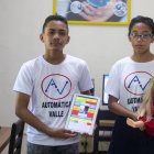 Bryana y Abel han logrado interesantes avances en sus talleres de robótica.