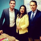 Con Juan Carlos Aizprúa y Alfonso Espinosa de los Monteros.