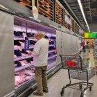 Faltantes. En cárnicos también se refleja el desabastecimiento, existe mayor proporción embutidos y cerdo en las perchas.