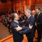 El director de EXPRESO es condecorado con la Orden Nacional al Mérito con grado de Caballero.