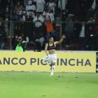 Liga de Quito encontró en Alvarado el camino al triunfo ante Emelec. Marcó un doblete.