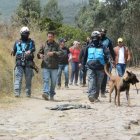 Equipos de búsqueda, mientras realizaban labores en el cerro Casitagua.