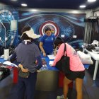 La golfista Kitty Hwang Choi retiró ayer la maleta con la indumentaria para Asunción.