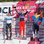 El cuencano (d) junto a los líderes de la competencia Élite.