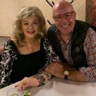 Gina con su hijo, Gabriel