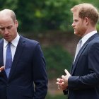 Foto archivo de los hermanos Guillermo y Harry.