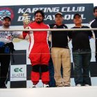 Arnold Illingworth (d) terminó segundo en la categoría sénior del Provincial de Karting, por detrás de Juan Felipe Calderón y Hoover Ochoa, quien fue tercero.