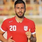 El futbolista iraní Amir Nasr-Azadani.