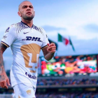 Dani Alves, marcapunta brasileño de Pumas, está siendo investigado por presunta agresión sexual.