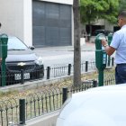 Cobro. Por cada minuto de parqueo, según el comprobante de pago que recibió @mdaa le costó 18 centavos de dólar. Dos minutos extra, $ 40.