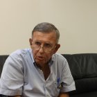 Gustavo Zúñiga actualmente ocupa dos cargos públicos.