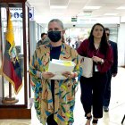 María Sara Jijón, Directora General del Servicio Nacional de Contratación Pública (Sercop), llegando a la Fiscalía.