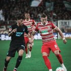 El Augsburgo se salvó con el gol del finlandés Fredrik Jensen.