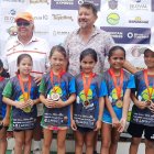 Parte del grupo de deportistas que participó en la segunda etapa ecuajunior.