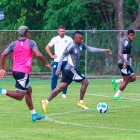 El atacante ecuatoriano Miller Bolaños repetiría como titular, en el duelo ante Orense.