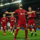 Mohamed Salah hizo doblete y sumó con Liverppol 129 tantos en la Premier, nuevo récord en el torneo.