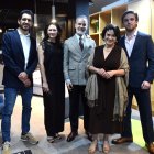 David Laya junto a Priscila Falconí, Francisco Nugué, Alexandra Pérez y Francisco Nugué.