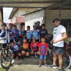 Salchipaperos recorrió 90 km a las cascadas de Copalillo.