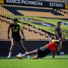 El cuadro amarillo entrenó con equipo completo en el Estadio Monumental.