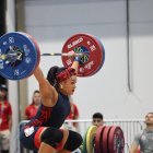 Neisi tuvo que levantar 155 kg en la modalidad de arranque.