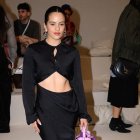 Estilizada y elegante es como luce la artista española, reina del género urbano en Europa.