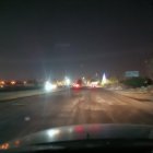 Fallo. El único brillo que se observa es el de los carros.