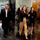 La ministra Andrea Arrobo acudió a la Comisión de Fiscalización que investiga la crisis energética del país.