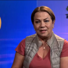 La madre del fallecido presentador de televisión, Efraín Ruales, abandonó la competencia